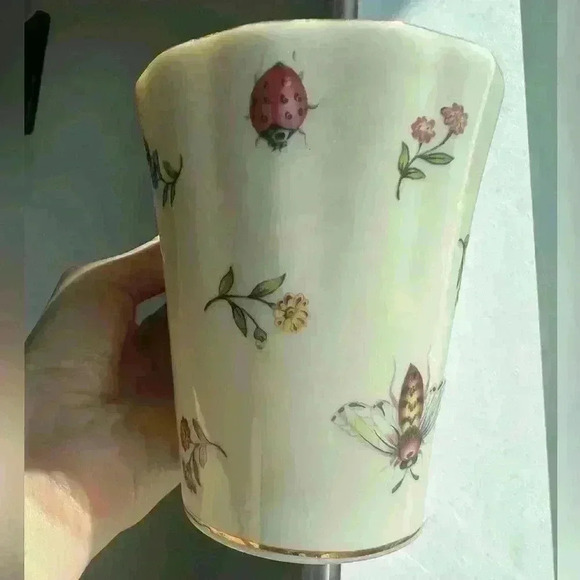 Skye McGhie Fine Botanical Garden Butterfly Floral Porcelain Garden Whispers Mug - Picture 6 of 14